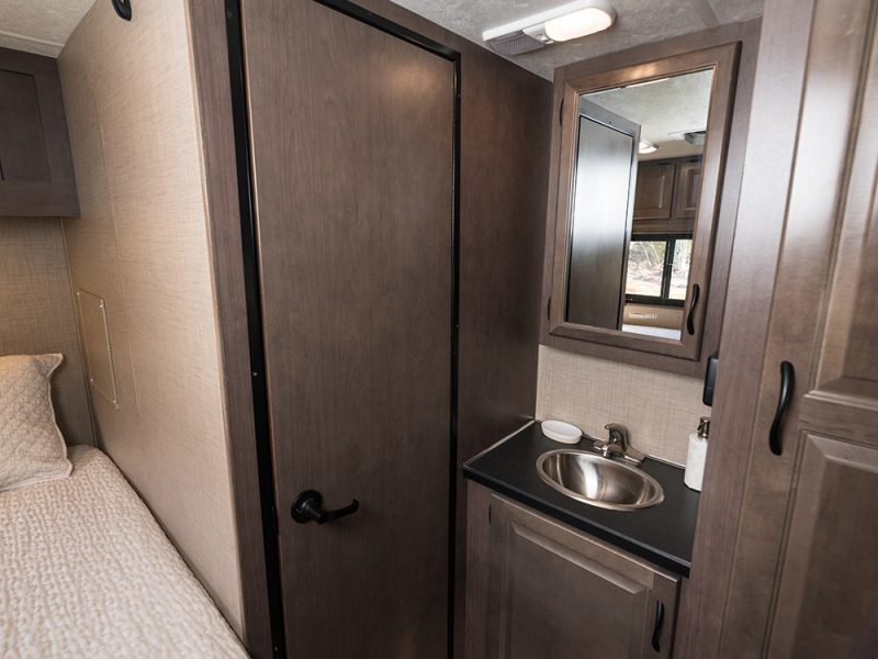 CruiseAmerica_Standard_JC_0211