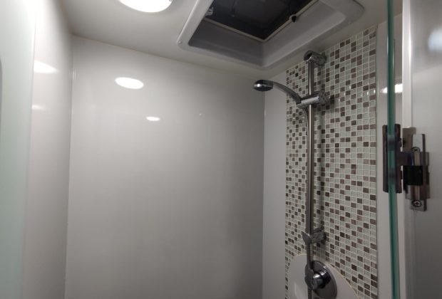 Motor Home Nacional Vettura Mod Slim House Ano 2018 07