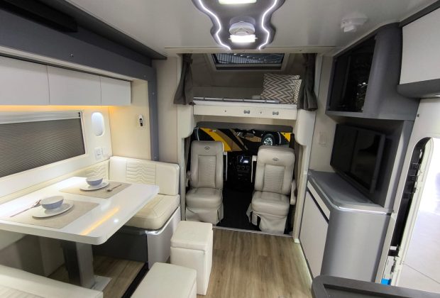 Motor Home Nacional Neway Midnight Ano 2022 257