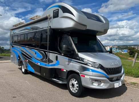 Motor-Home-Nacional-Neway-Midnight-Ano-2022--capa