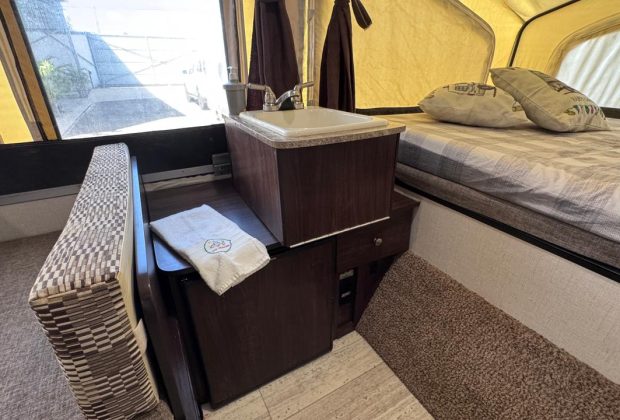 Tent Trailer Importada Palomino T8 Ano 2018 09
