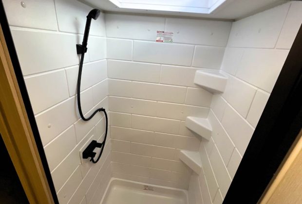 Trailer-Importado-Winnebago-2108ds-(d)-0km-30