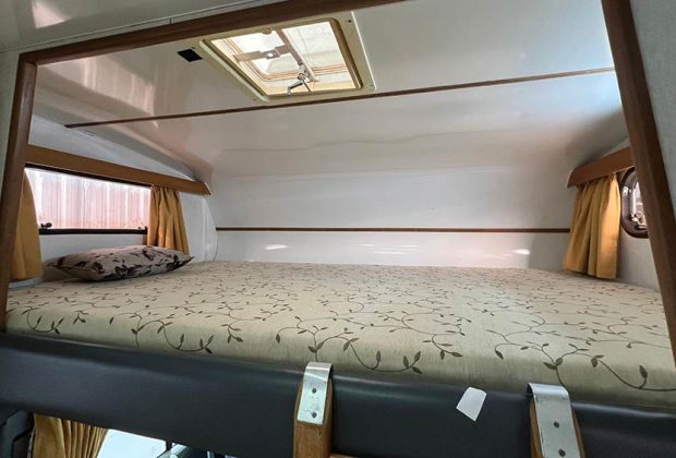 Motor-Home-Nacional-Motor-Trailer-Mtb650-Ano-2000-19