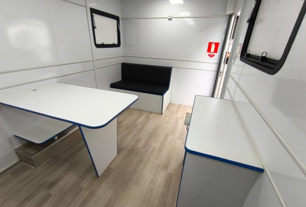 Trailer Comercial Escritorio - Atendimento - Ano 2016 19 Trailer Comercial Escritorio - Atendimento - Ano 2016 19