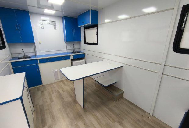 Trailer Comercial Escritorio - Atendimento - Ano 2016 211 Trailer Comercial Escritorio - Atendimento - Ano 2016 211