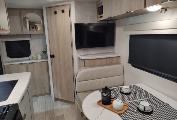 Trailer Importado Winnebago 1720fb Ano 2024 09