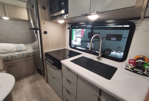 Trailer Importado Winnebago 1720fb Ano 2024 10
