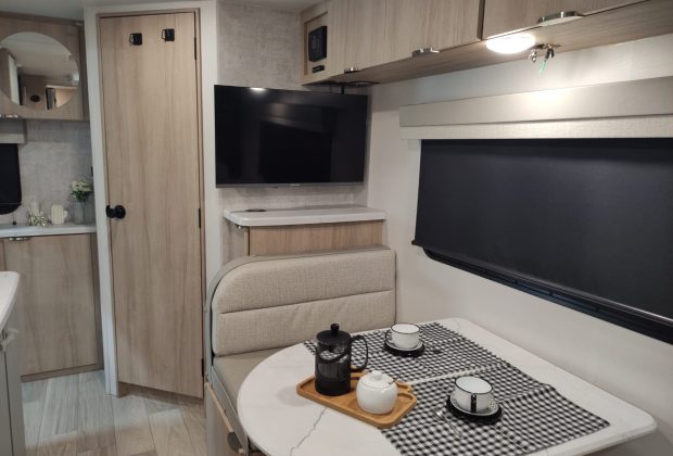 Trailer Importado Winnebago 1720fb Ano 2024 11