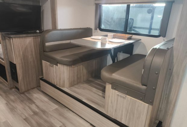 Trailer Importado Winnebago 2306bhs - Ano 2021 15 Trailer Importado Winnebago 2306bhs - Ano 2021 15