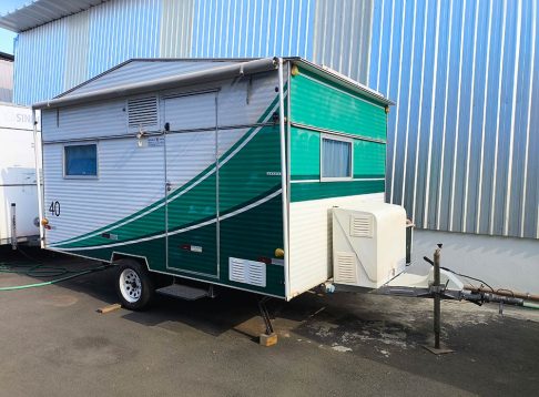 Trailer-Nacional-Motor-Trailer-Mimo-Ano-2009-03