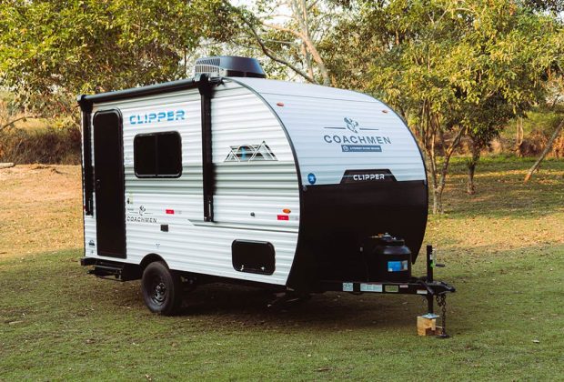Trailer-Importado-Coachmen-16fb-0km02
