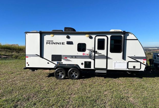 Trailer-Importado-Winnebago-2306bhs-Ano-2021-10