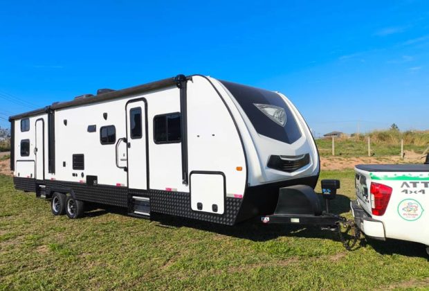 Trailer-Importado-Winnebago-31bhds-Ano-2019-01