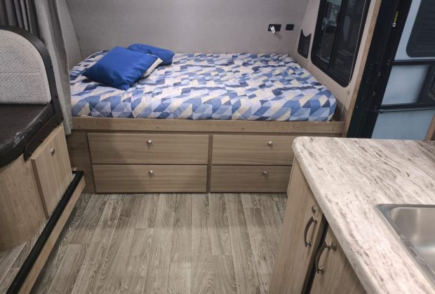 Trailer Importado Winnebago 2106b Ano 20192020 12 Trailer Importado Winnebago 2106b Ano 20192020 12