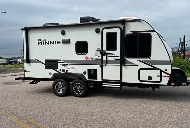 Trailer-Importado-Winnebago-2106b-Ano-2020-2021--10 Trailer-Importado-Winnebago-2106b-Ano-2020-2021--10