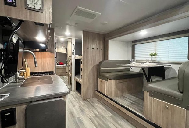 Trailer-Importado-Winnebago-2106b-Ano-2020-2021-20 Trailer-Importado-Winnebago-2106b-Ano-2020-2021-20